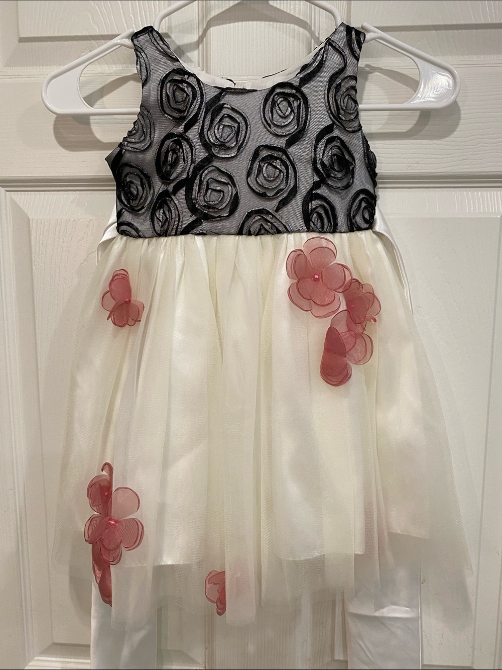 Girls' Formal Dress size 2 with Pink Accents